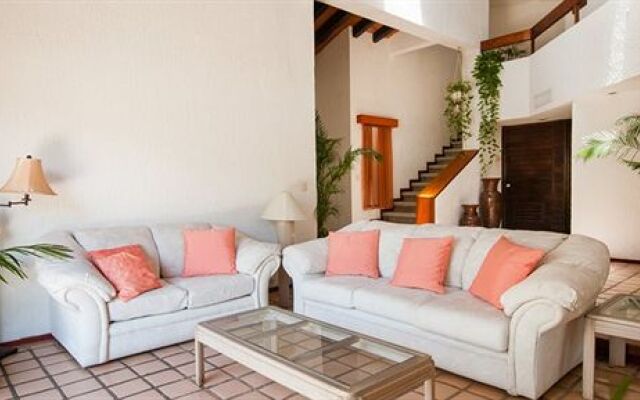 Stella Maris Three Bedroom Villa