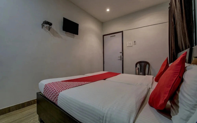 Hotel Park Street 2 by OYO Roooms