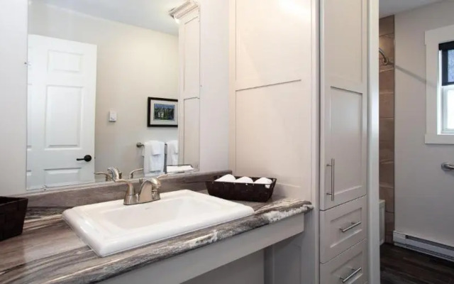 Indian Falls Chalets