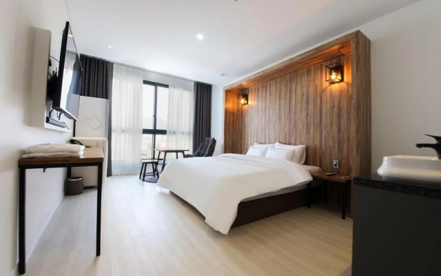 Hotel RAUM