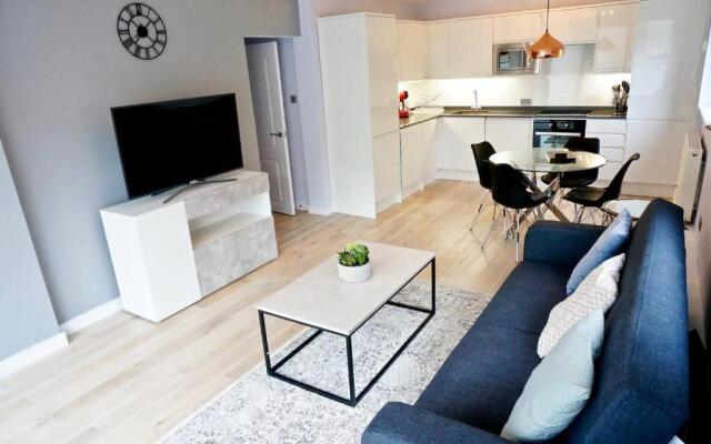 2BR/2Bath Luxury Modern Flat in the City London