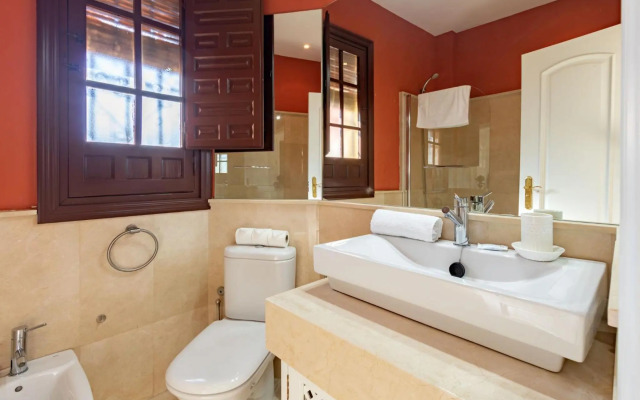 Alianza Giralda Sky view by Valcambre