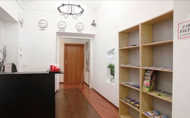Krakow Apartments & Rooms