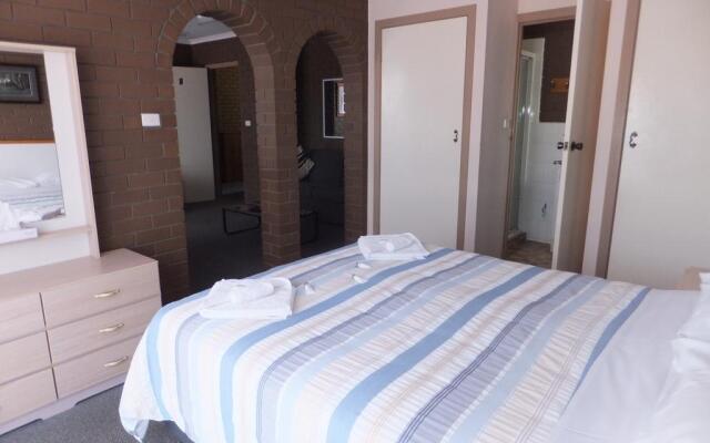 Paradise Holiday Apartments