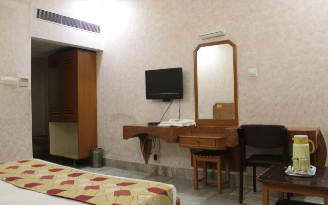 OYO 1294 Hotel Padmini International – Guest Rooms – Varanasi