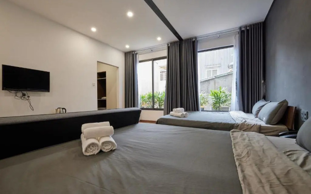 The Garden Capsule Hotel