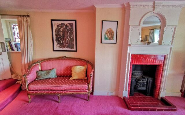 Cedar House Boutique B&B