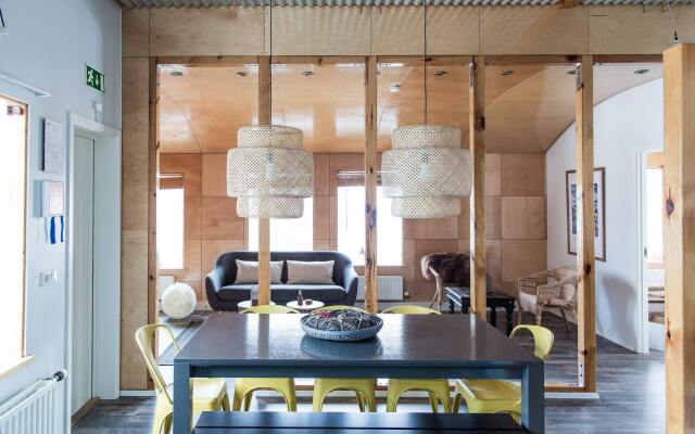 Acco Apartments
