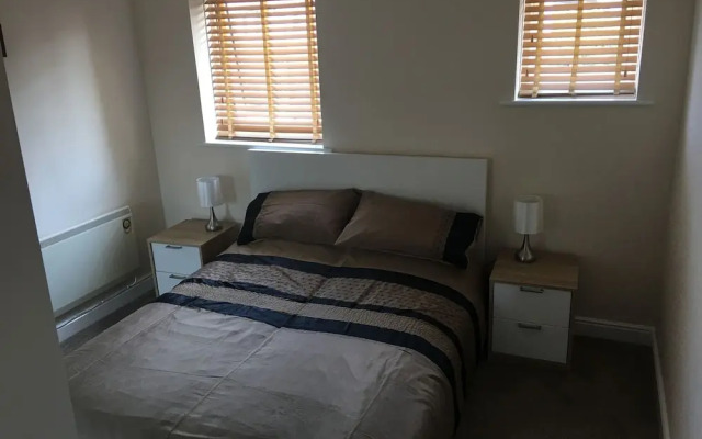 Eaton Ford Green Apartment