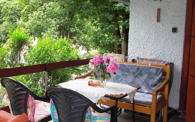 Engenstein Woodland Escape