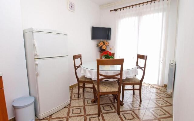 Apartments Rocka 1195