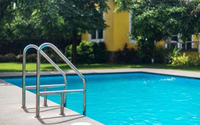 SaffronStays Casa Manga