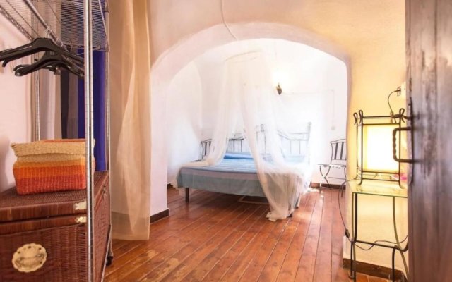 Alghero, Turquoise Villa with swimming pool for 10 people