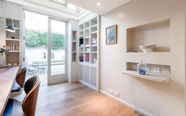 The Notting Hill Townhouse - by Out of Office Lifestyle