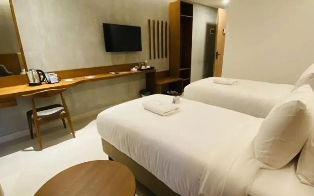Kambaniru Beach Hotel & Resort – Guest Rooms – Waingapu