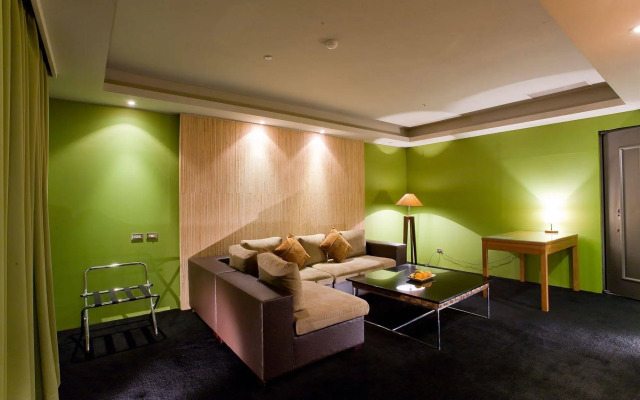 H.M.Hotel