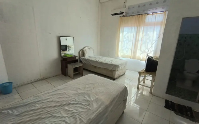 SPOT ON 92458 Azeela Kost Syariah