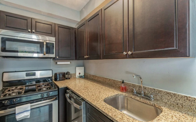 Cozy CWE Apts near BJC by Zencity