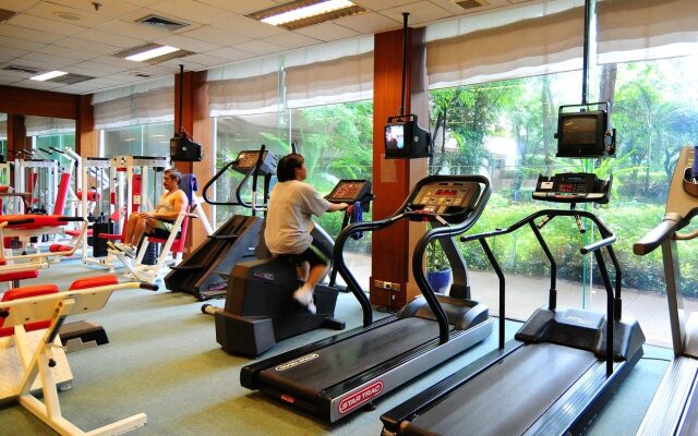 Pantip Suites