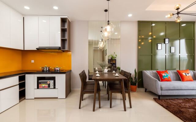 Halo Sun Avenue Apartments