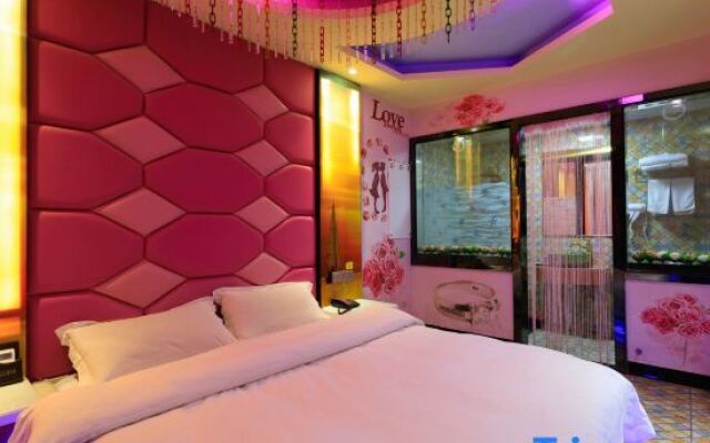 Baiyou Hotel (Shanghai Hongqiao Airport Wuzhong Road)