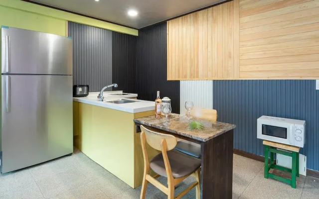 Gapyeong Poin Poolvilla Pension