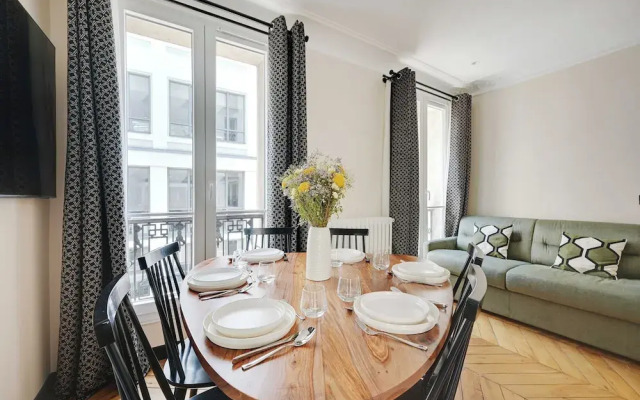 Charming apt - 2br/6p - Ternes/ Arc de Triomphe