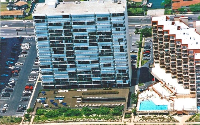 Irene 506 2 Bedroom Condo by RedAwning