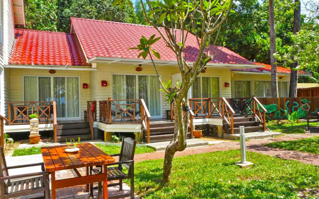 Sutera Sanctuary Lodges at Manukan Island