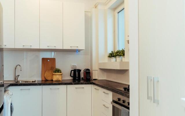 Alba Apartment on Calea Victoriei