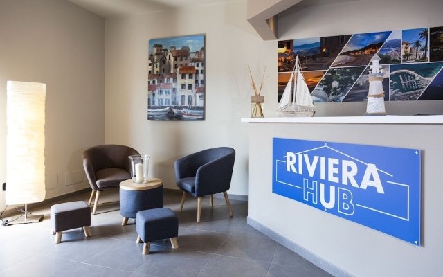 Riviera Hub