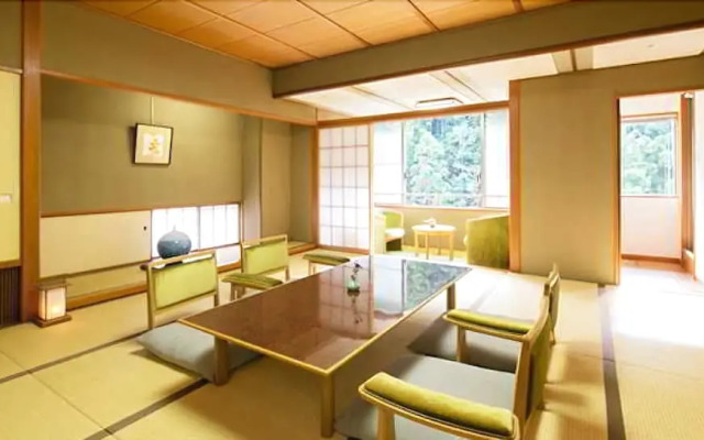 Sansuikan Kawayu Midoriya