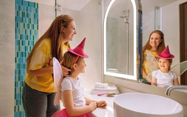 The Villas At The Disneyland Hotel
