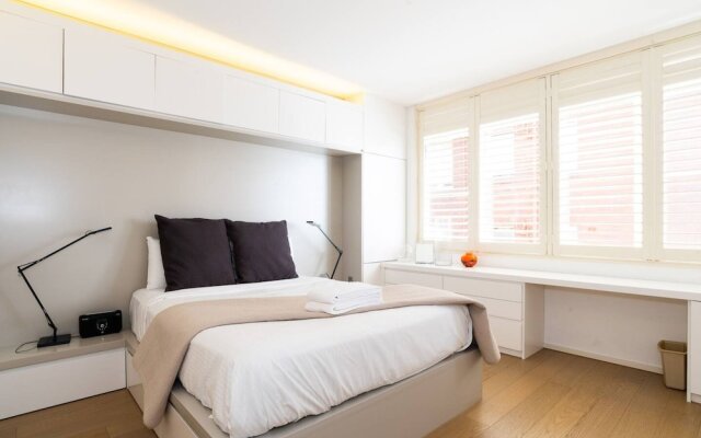 2 Bedroom Apartment with Bay View