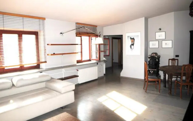 INApartments Classic Riverside