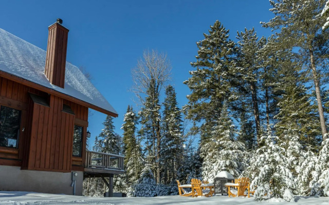 4-Bedroom Chalet Fraternite in Lac-Superieur Tremblant