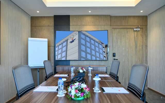 Comfort Hotel Jeddah King Road