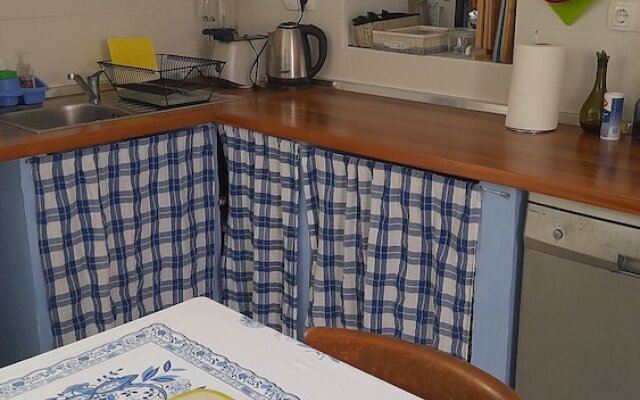 Detached House Miketa