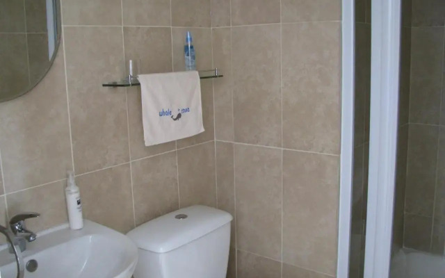Holiday Home A104 Whale Cove