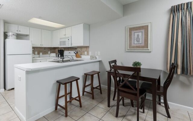 Phoenix All Suites West by Brett Robinson