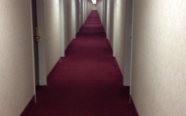 Country Hearth Inn & Suites Willard