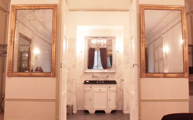 Hôtel Tardif Noble Guesthouse