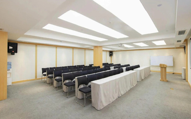 JI Hotel (Changchun Silicon Valley Street)