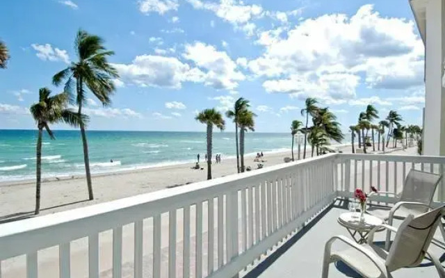 Luxury Whitedove Oceanfront Pool Home