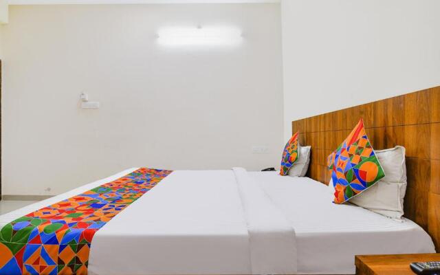 Hotel Blue Moon, Indore