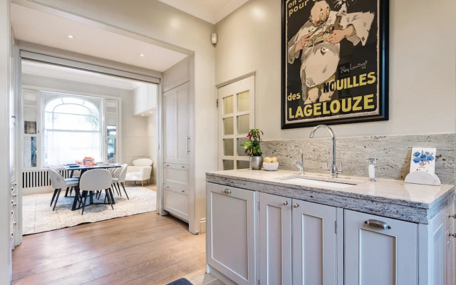 The Notting Hill Townhouse - by Out of Office Lifestyle