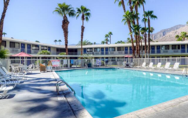 Motel 6 Palm Springs, CA - East - Palm Canyon