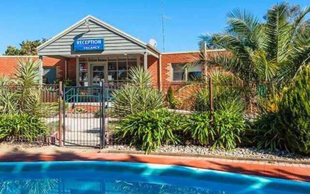 Comfort Inn Coach & Bushmans