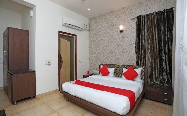 OYO 17257 Stay Inn