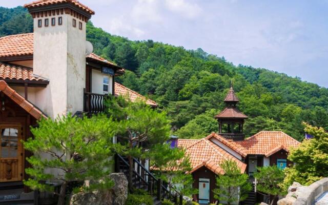 Yangpyung Lavin Pension